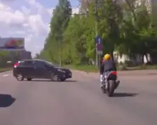Beter niet door rood rijden met je motor