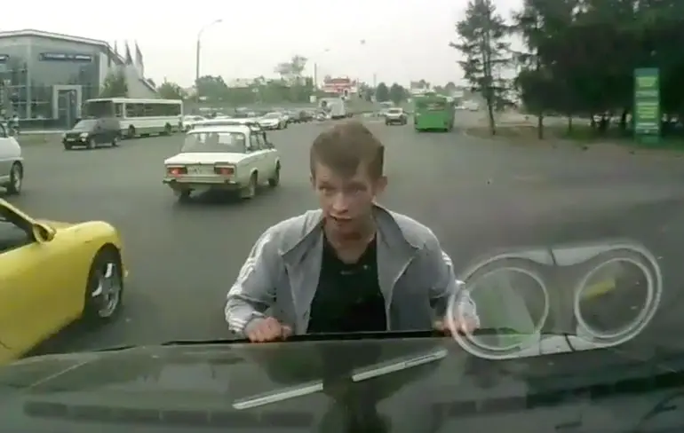 Niet als te stabiele Dimitri heeft een schietijzer op zak