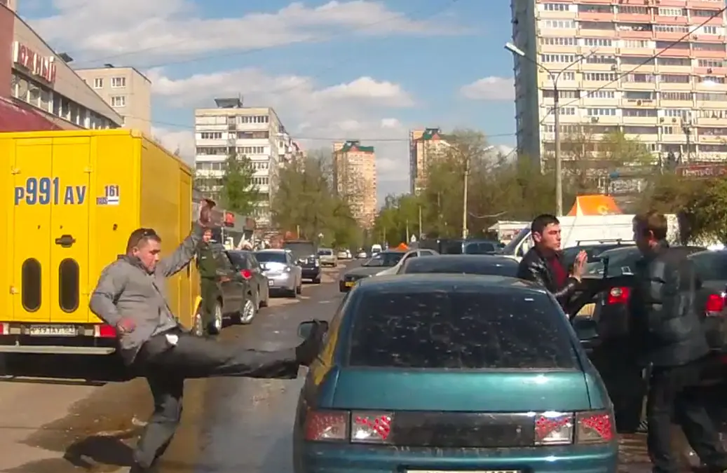 Ook opstootje in het verkeer kan heel Russisch aflopen