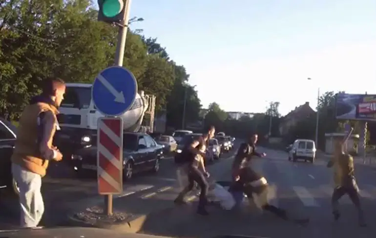 Knokken in het verkeer in Kaliningrad