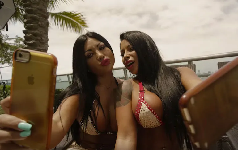 Opvallende Dana en Nadia Bruna zijn zo gek nog niet