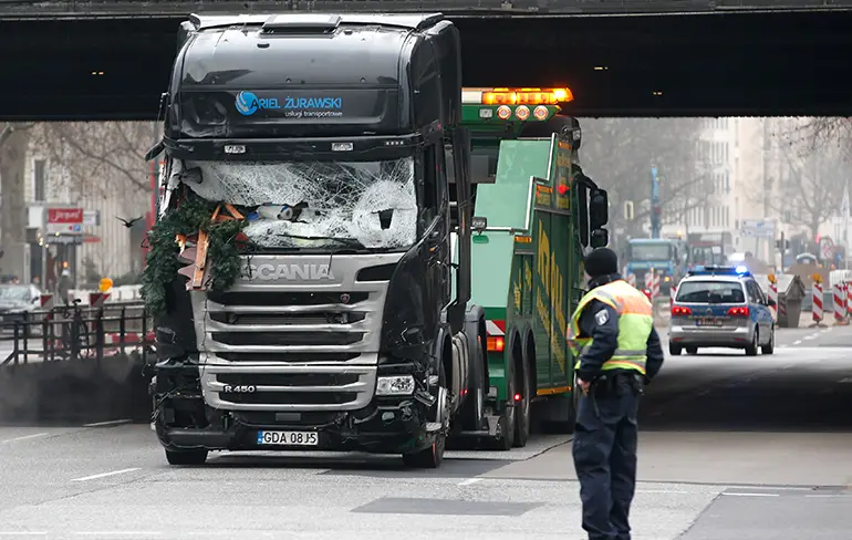 23-jarige Pakistaan is verdachte aanslag kerstmarkt Berlijn?