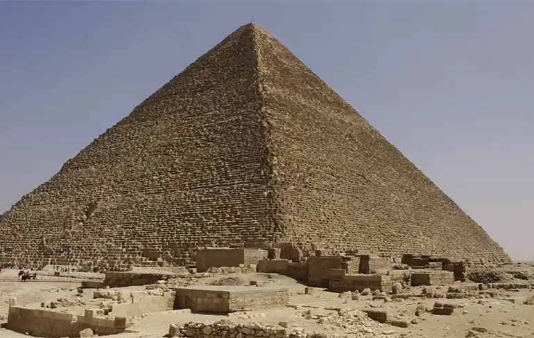 30 meter lange verborgen ruimte ontdekt in Piramide van Gizeh