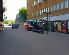 3 gewapende mannen in Stockholm overvallen pandjeshuis met shovel