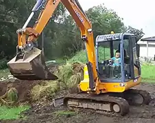 3 jarig mannetje vond niets in grote Bart Smit Speelboek...