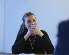 44 jarige Andre ontmaagd vrouwen extragratis als dienst