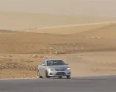 48 minuten aan driftende zandnegers