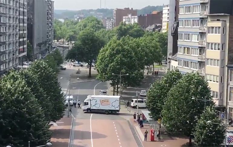 Aanslag in Luik: Man schiet 2 agenten en een voorbijganger dood