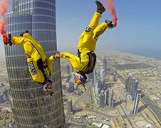 Adrenaline stoot Galore: Base Jumpen van de Burj Khalifa