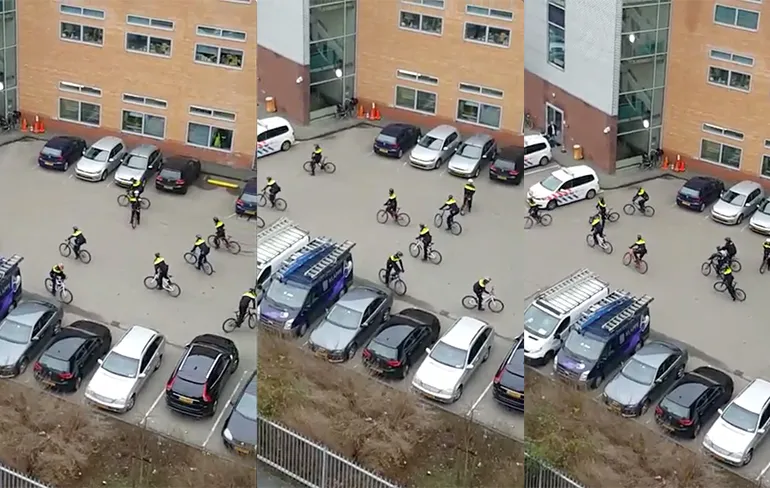 Agenten in Zwolle: Kijk mama, zonder zijwieltjes!