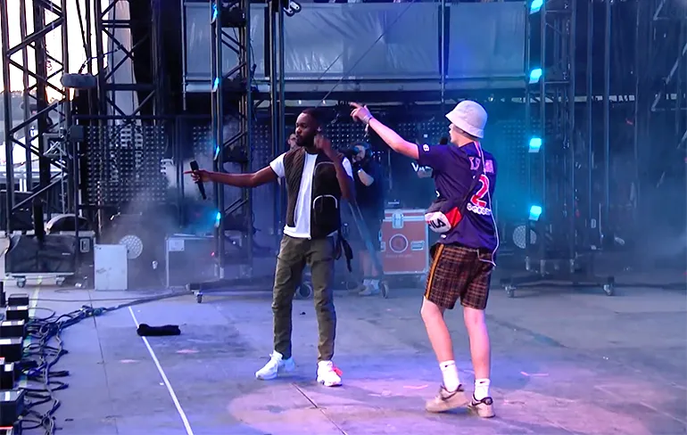 Alex mag een nummertje optreden met rapper Dave op Glastonbury