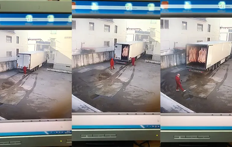 Alle medewerkers melden op de binnenplaats voor opruimwerkzaamheden...