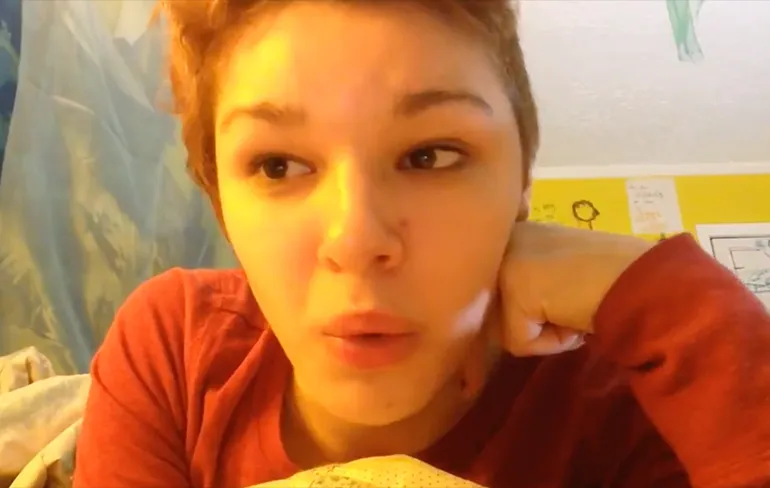 Alleen op het internet: Officiële review van baffen