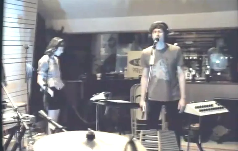 Als "Somebody That I Used To Know Music" in de 80's was gemaakt