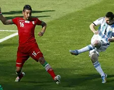 Argentijnse verslaggever helemaal uit zijn dak na goal Messi