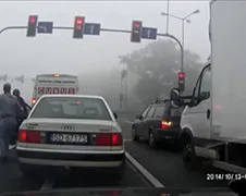 Auto slepen gaat niet helemaal goed