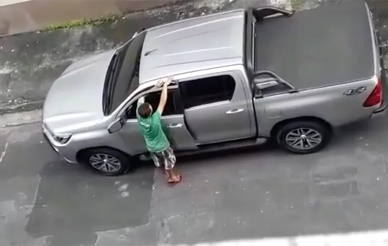 Auto stelen zit een beetje tegen voor Braziliaan