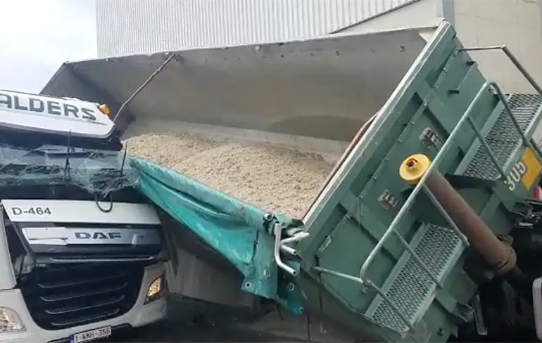 Baas, dat met die vrachtwagens gaat vandaag niet meer lukken hoor