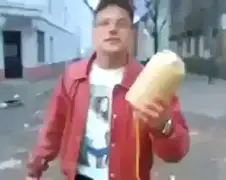 BAM! Duitser steekt mooi stukje vuurwerk af!