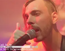 Band Bareback TittySquad speelt live-instrumental DJ Set