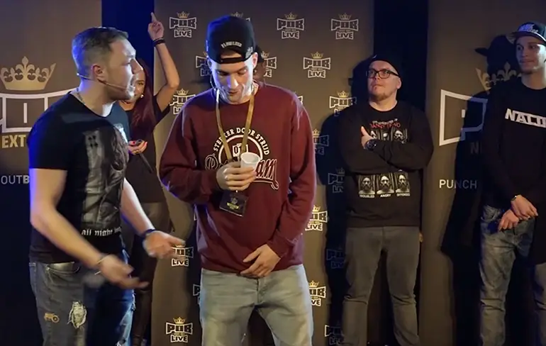 Battle tussen Terry en Steff gaat er hard aan toe!
