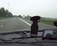 Belgische flitsauto zelf geflitst