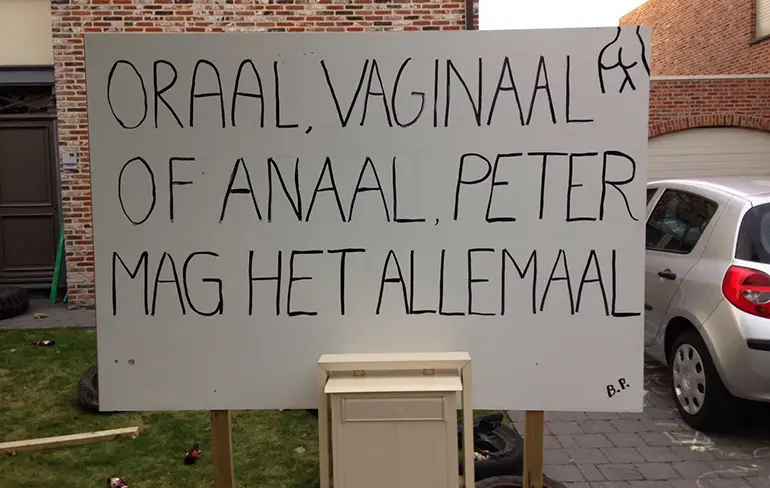Belgische Peter woont nu samen en iedereen mag het weten!