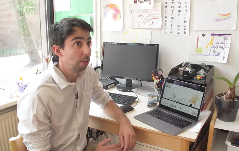 Bezoek eens de bruine kroeg: Flatten the curve bij de kinderopvang