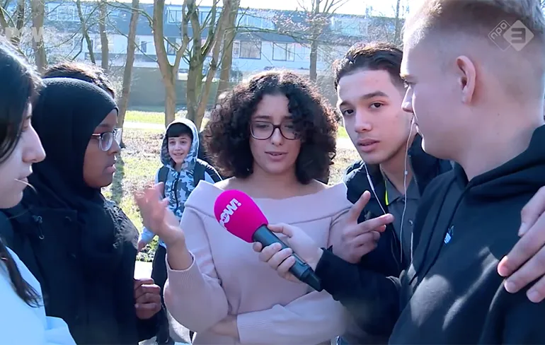 Bizar: Docent zit thuis na beschuldiging beledigen profeet Mohammed