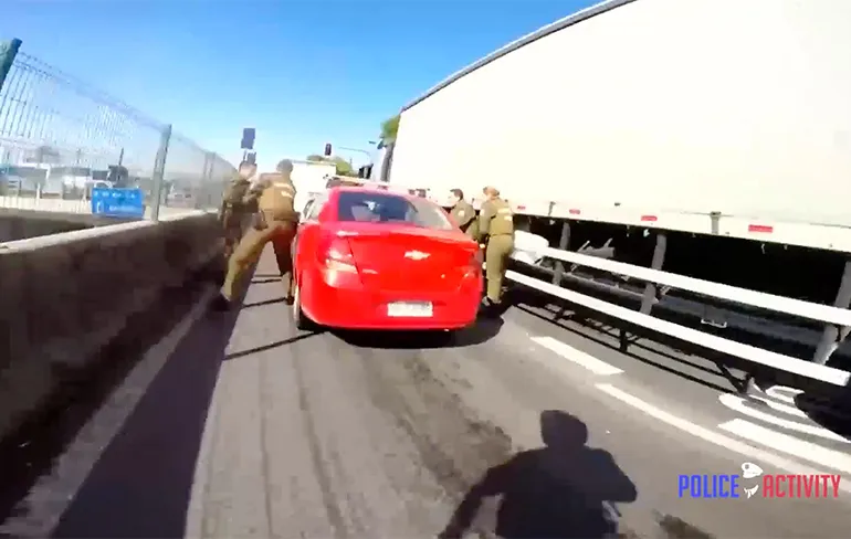 Bodycam beelden hoe politie Chili einde maakt aan wilde achtervolging