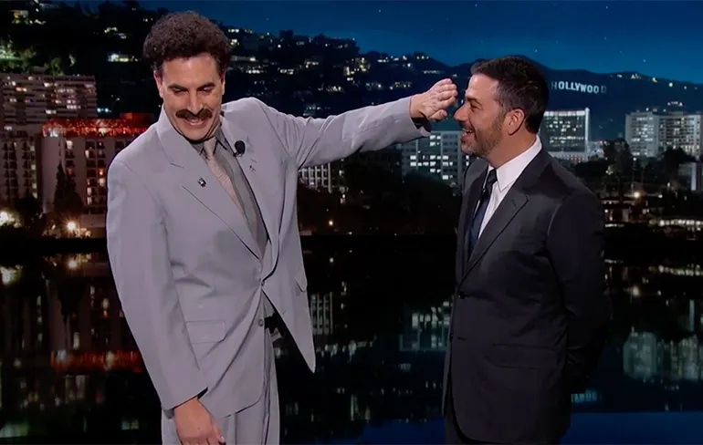 Borat komt nieuwe trailer The Brothers Grimsby bij Jimmy Kimmel brengen