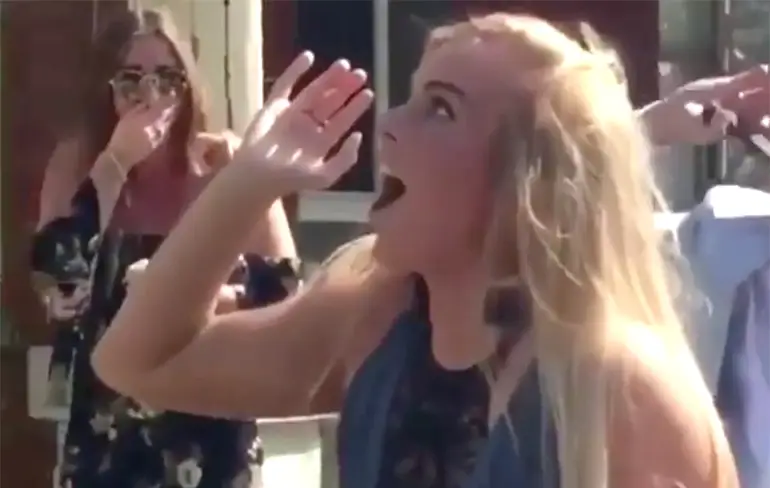Brallende student kan nieuwe televisie kopen...