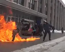 Brandbommen uit auto in Oekraïense stad Kryvy Rih