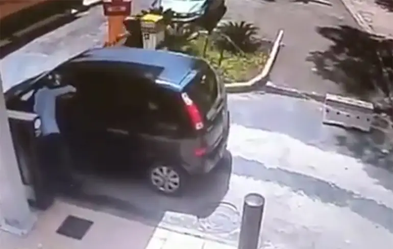 Braziliaanse dief wil de verkeerde auto stelen
