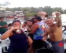 Braziliaanse kapitein heeft bootje niet onder controle