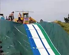 Bruut: Zelfgemaakte glijbaan van 8 meter in Noord-Limburg