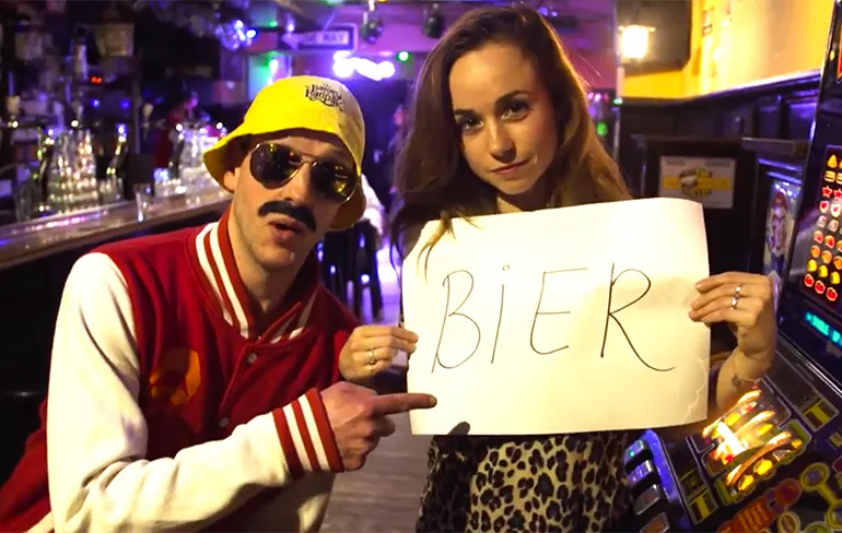 Carnaval 2019: Otto Wunderbar ft Barry Badpak - Geef Ons Maar Bier