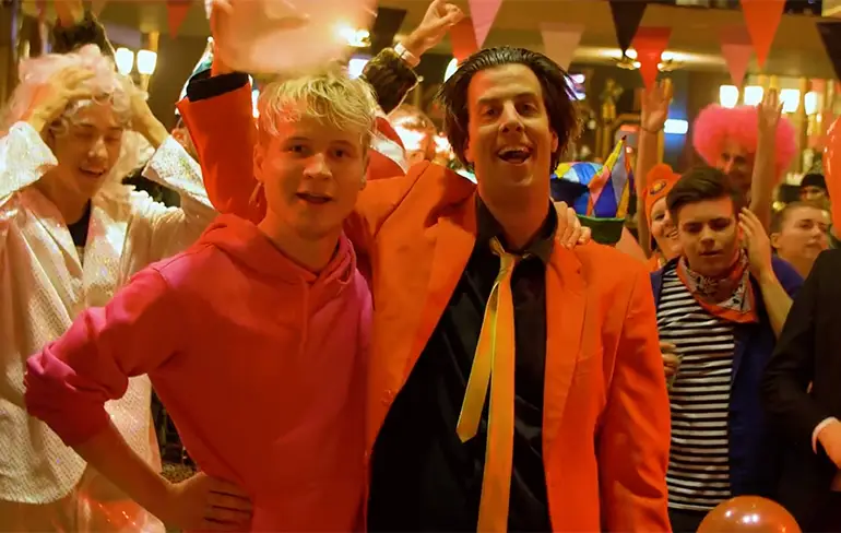 Carnavalshit 2020: Snollebollekes & Kalvijn - Leuke Sfeer Wel
