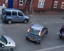 Chauffeur uit Wales waarschijnlijk slechtste fileparkeerder ooit!