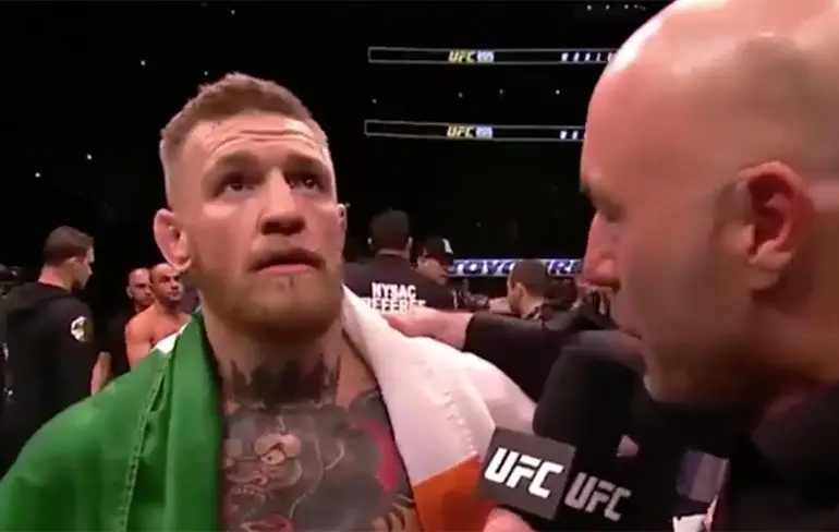 Conor McGregor zegt sorry na  Eddie Alvarez verslagen te hebben...