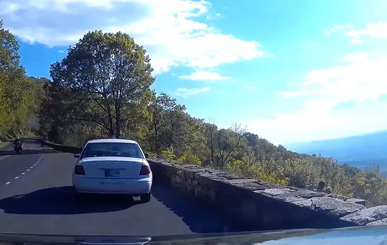Dat is nog eens echt genieten op uitkijkpunt Shenandoah National Park