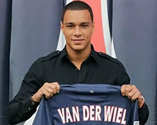 De 15 knapste nog actieve voetballers ter wereld