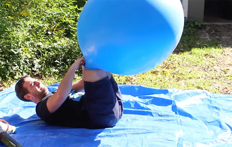 De Slow Mo Guys doen hele grote ballon