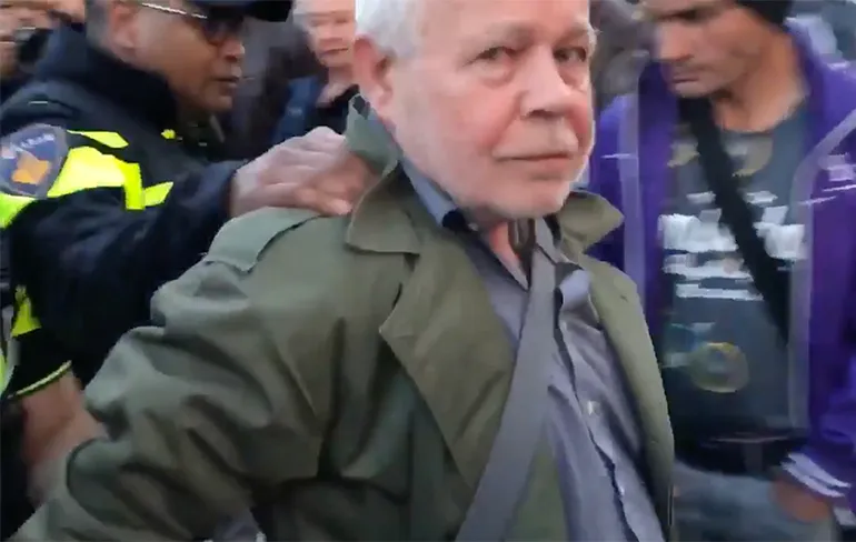 Dodenherdenking 2018 verloopt rustig op geschreeuw en arrestaties na