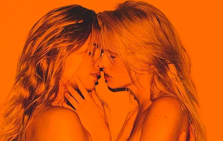 Doutzen Kroes en Lara Stone maken feestje jarige Vogue compleet!