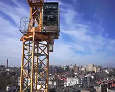 Drone maakt moonshot van kraanmachinist