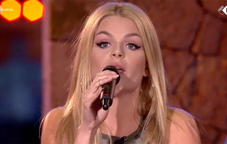 Duurt te lang met Davina Michelle in de blender met Nederlandse viral