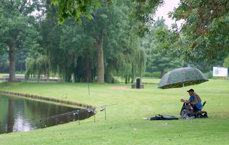 Een dagje vissen met visser Hans in Hendrik-Ido-Ambacht