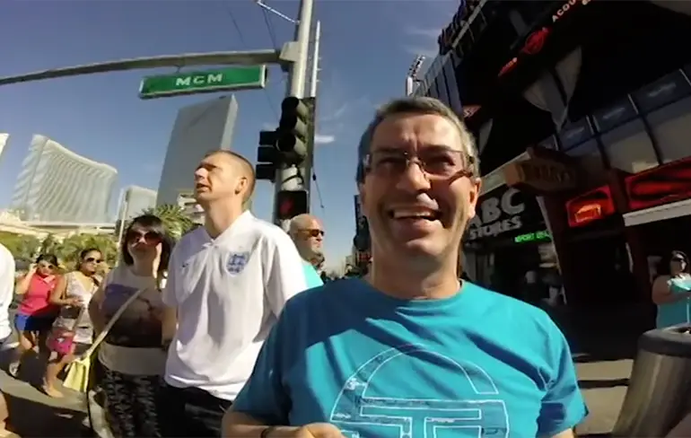 Een Ier gaf zijn GoPro mee aan zijn vader tijdens trip Las vegas...