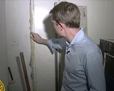 Een kijkje in gebouw van Chinese Rotsvilla